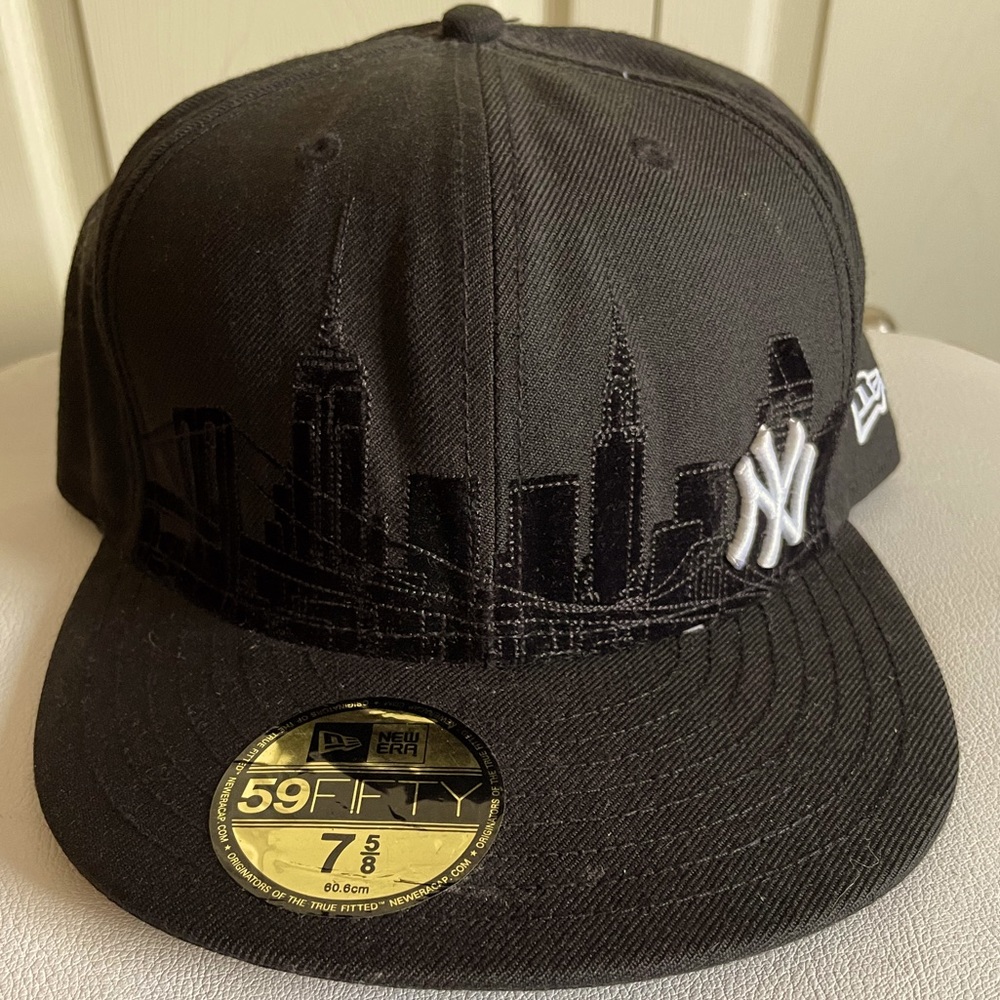 NY Yankees hat